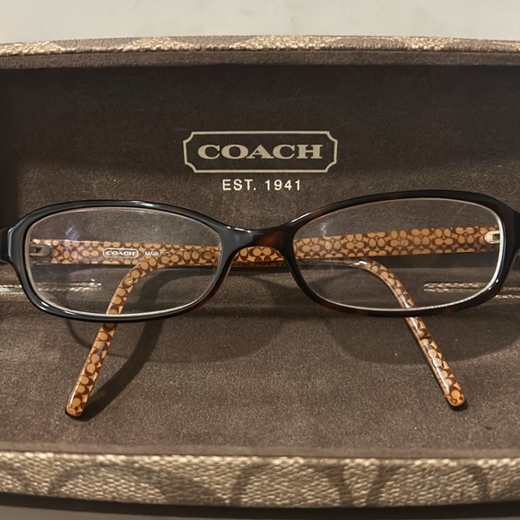 COACH-NICE PRESCRIPTION GLASSES(NEED TO REPLACE)-W/MATCHING CASE - Picture 2 of 10